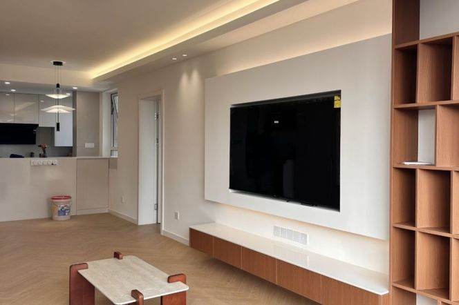 Spacious 1BR Apartment at Sihe Garden