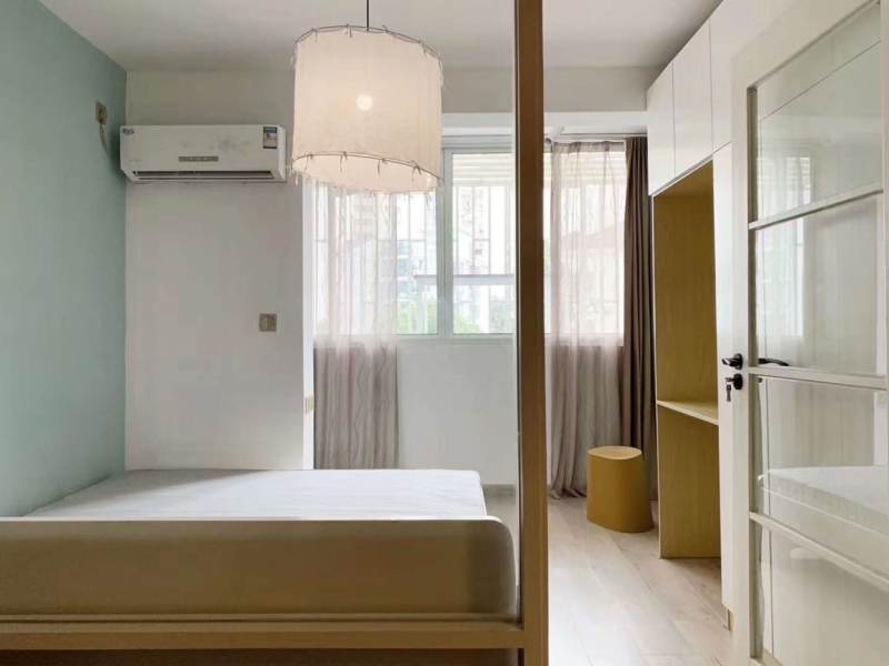 Housing image — Bedroom
