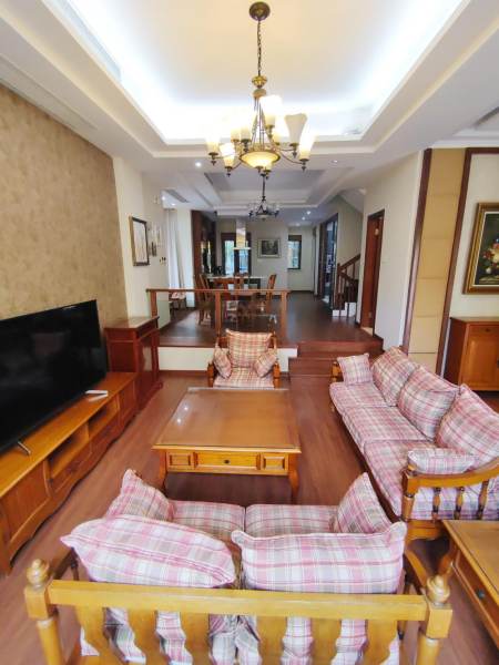 Housing image — Living Room