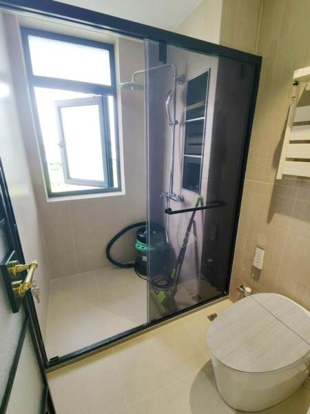 Housing image — Bathroom