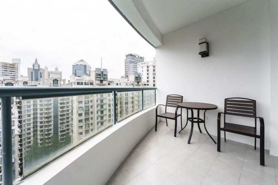 Housing image — Balcony