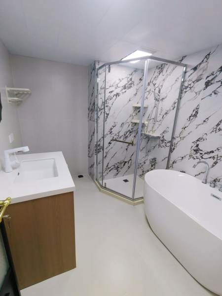 Housing image — Bathroom