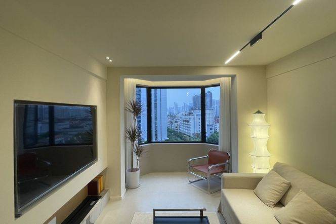 Spacious 1BR Apartment in Jing'an with Outstanding View (L2/L7/L14)