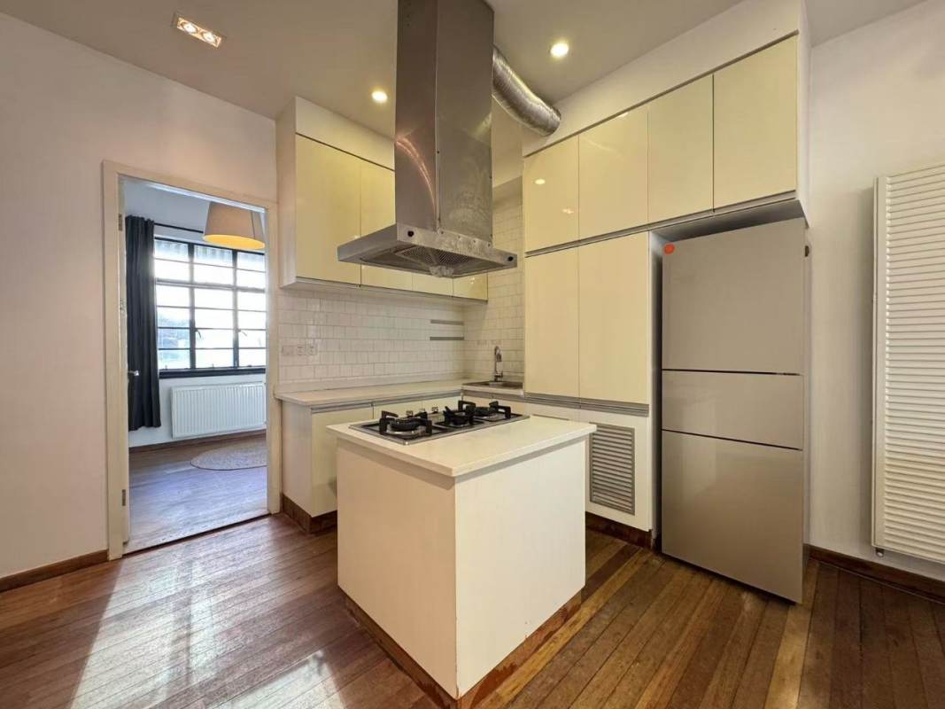 Housing image — Kitchen