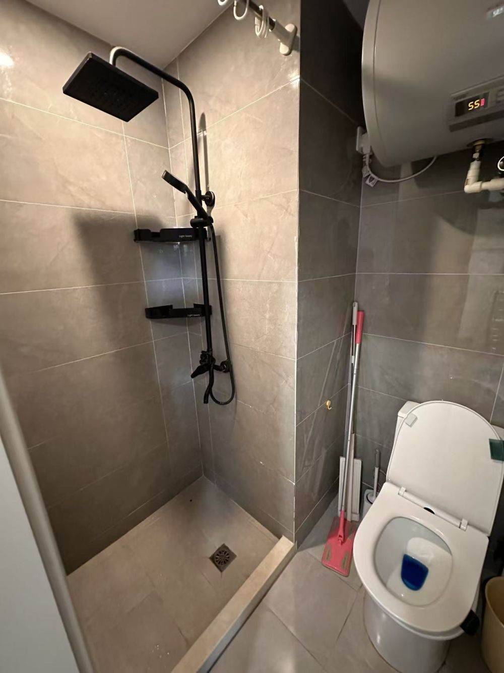 Housing image — Bathroom