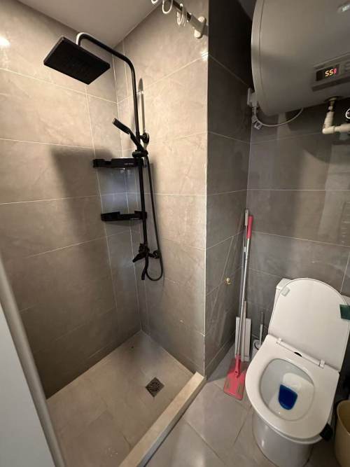 Housing image — Bathroom