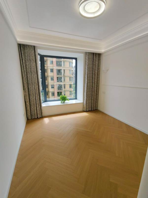 Housing image — Bedroom