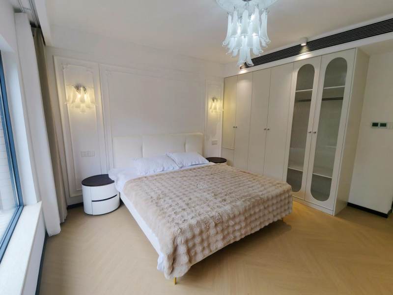 Housing image — Bedroom