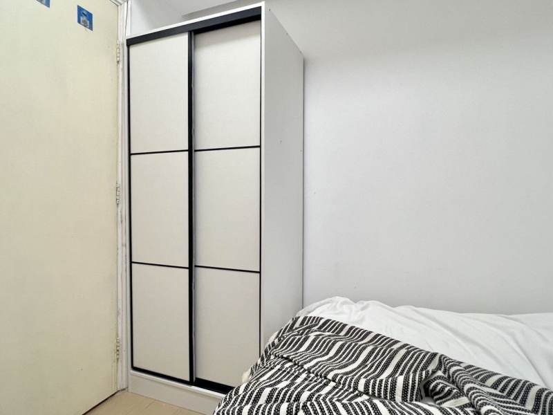 Housing image — Bedroom
