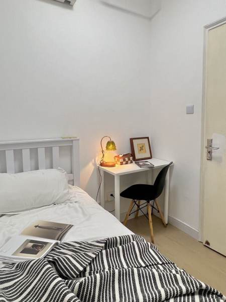 Housing image — Bedroom