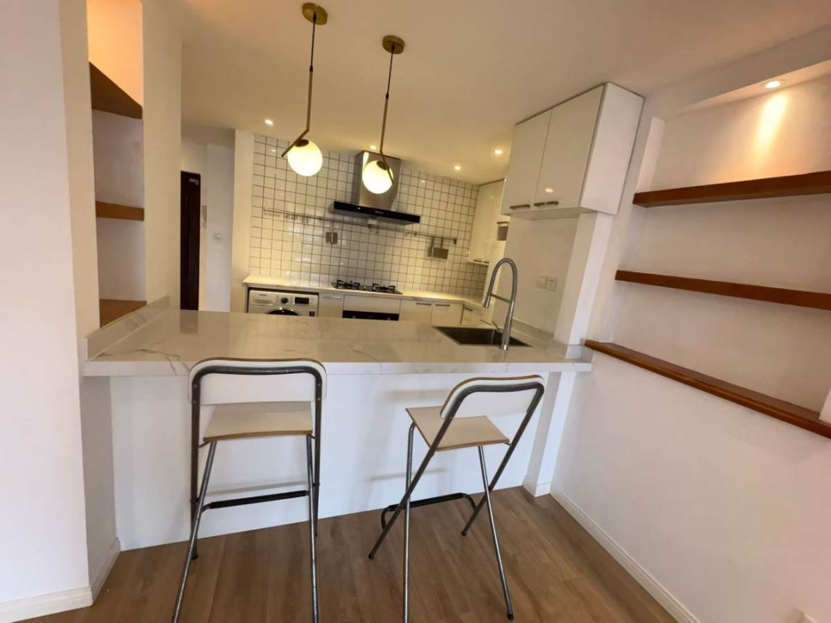 Housing image — Dining Area