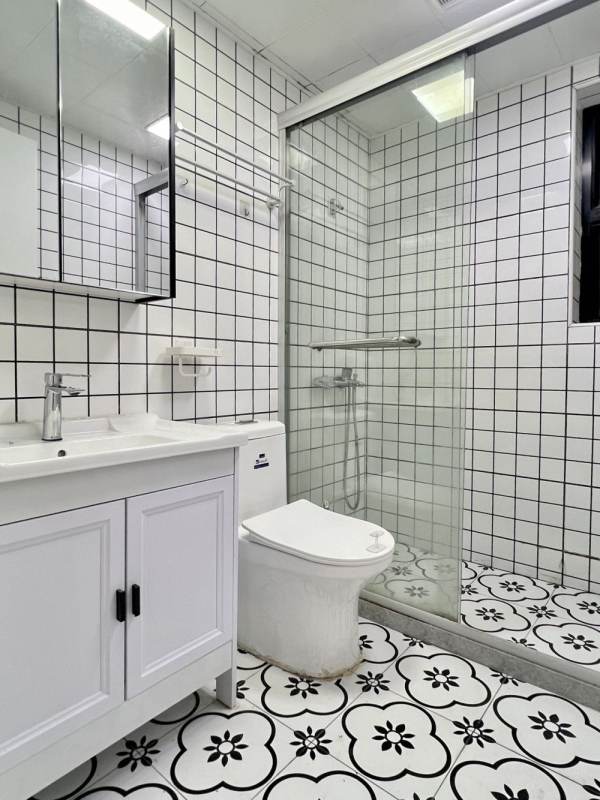 Housing image — Bathroom