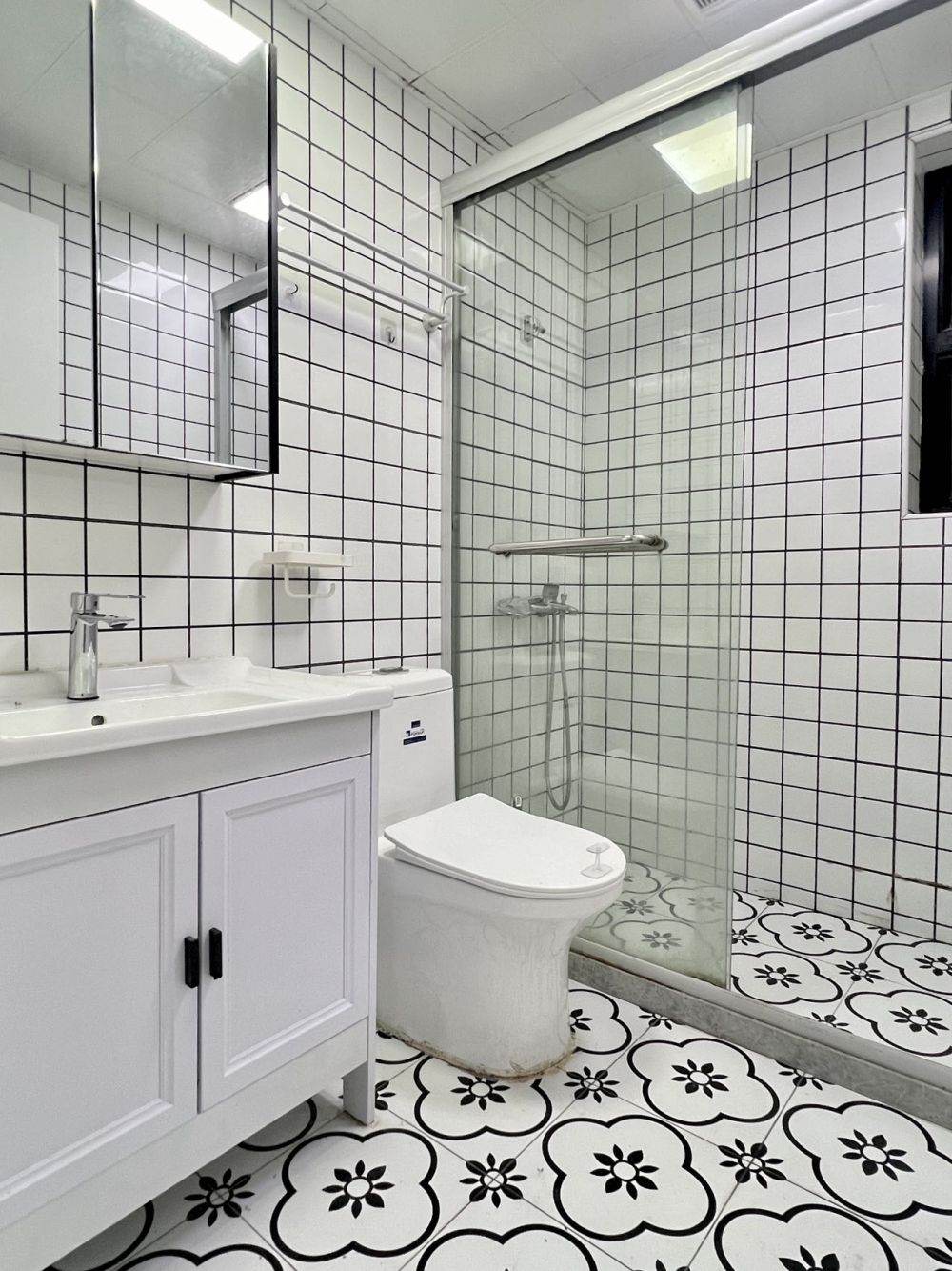 Housing image — Bathroom