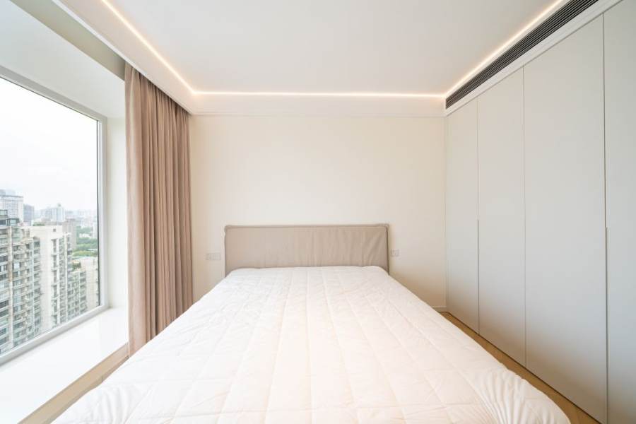 Housing image — Bedroom