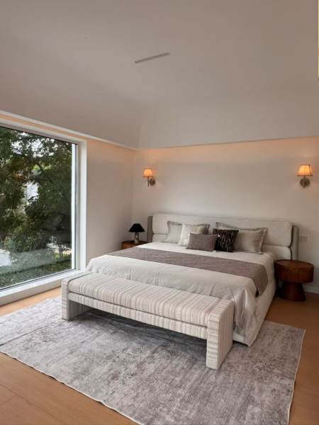 Housing image — Bedroom