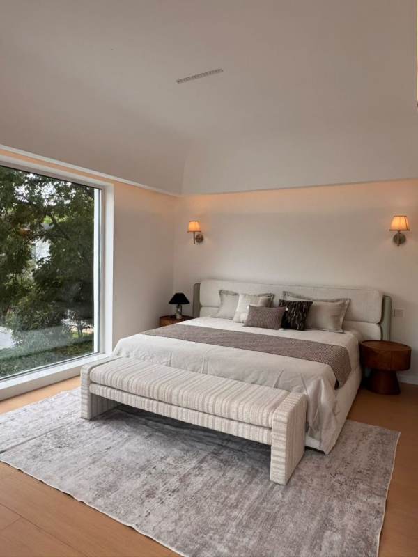 Housing image — Bedroom