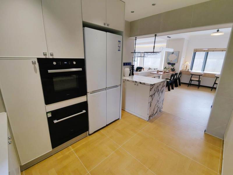 Housing image — Kitchen