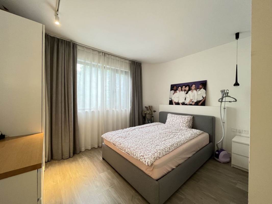 Housing image — Bedroom