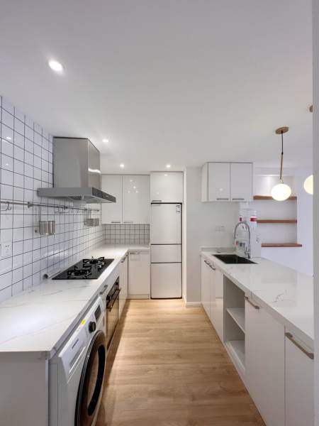 Housing image — Kitchen