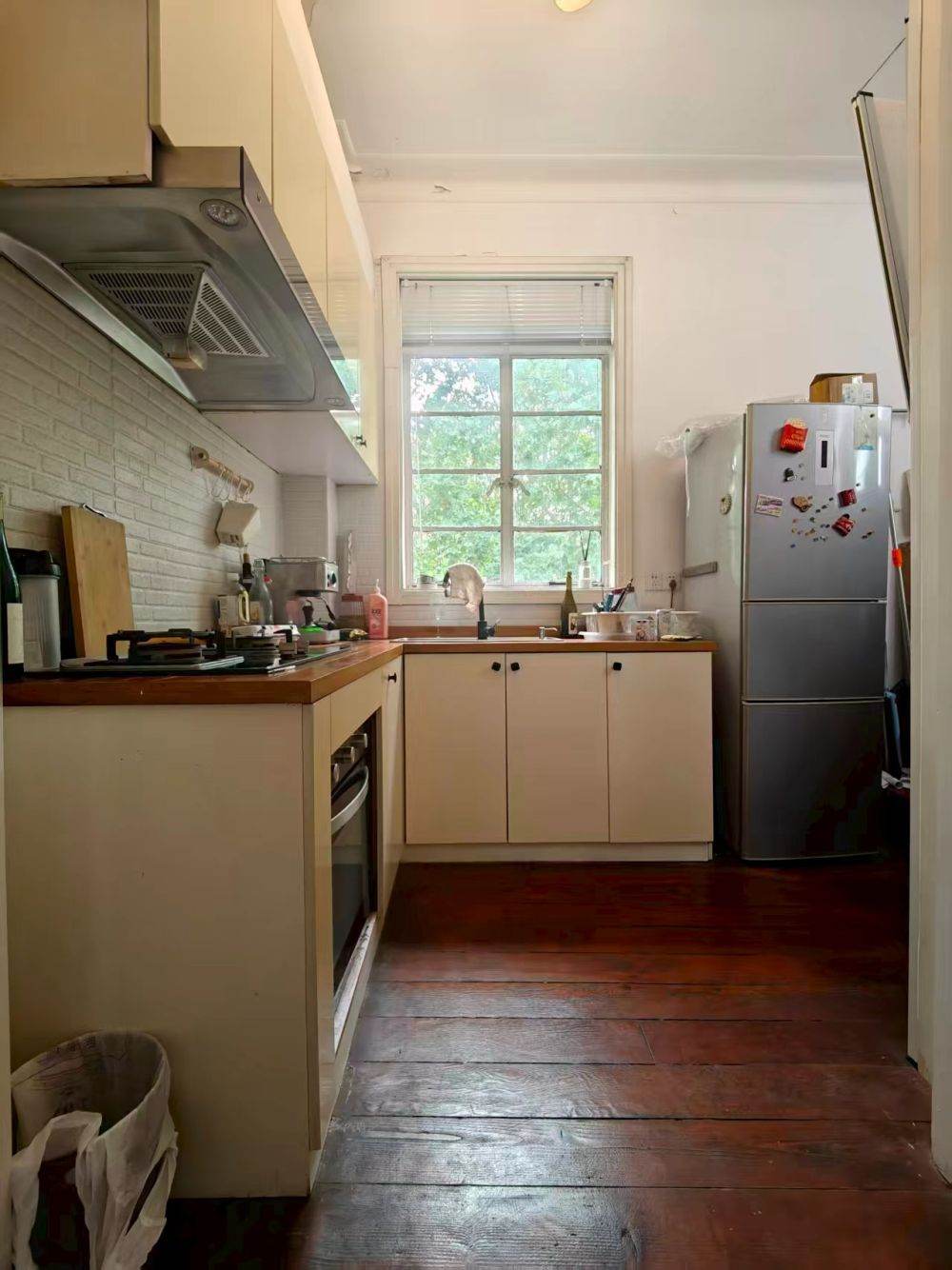 Housing image — Kitchen