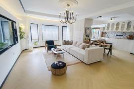 3BR Apartment in Jinqiao with Terrace