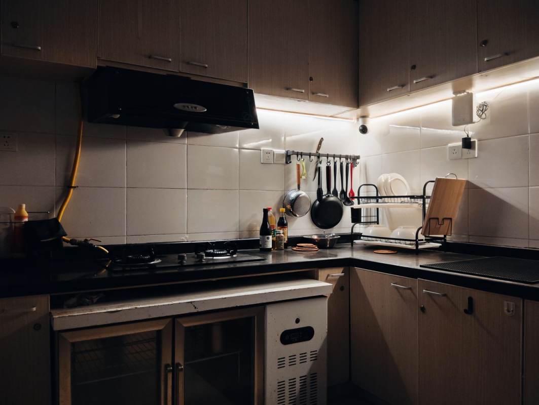 Housing image — Kitchen