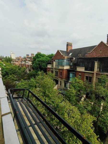 Housing image — View