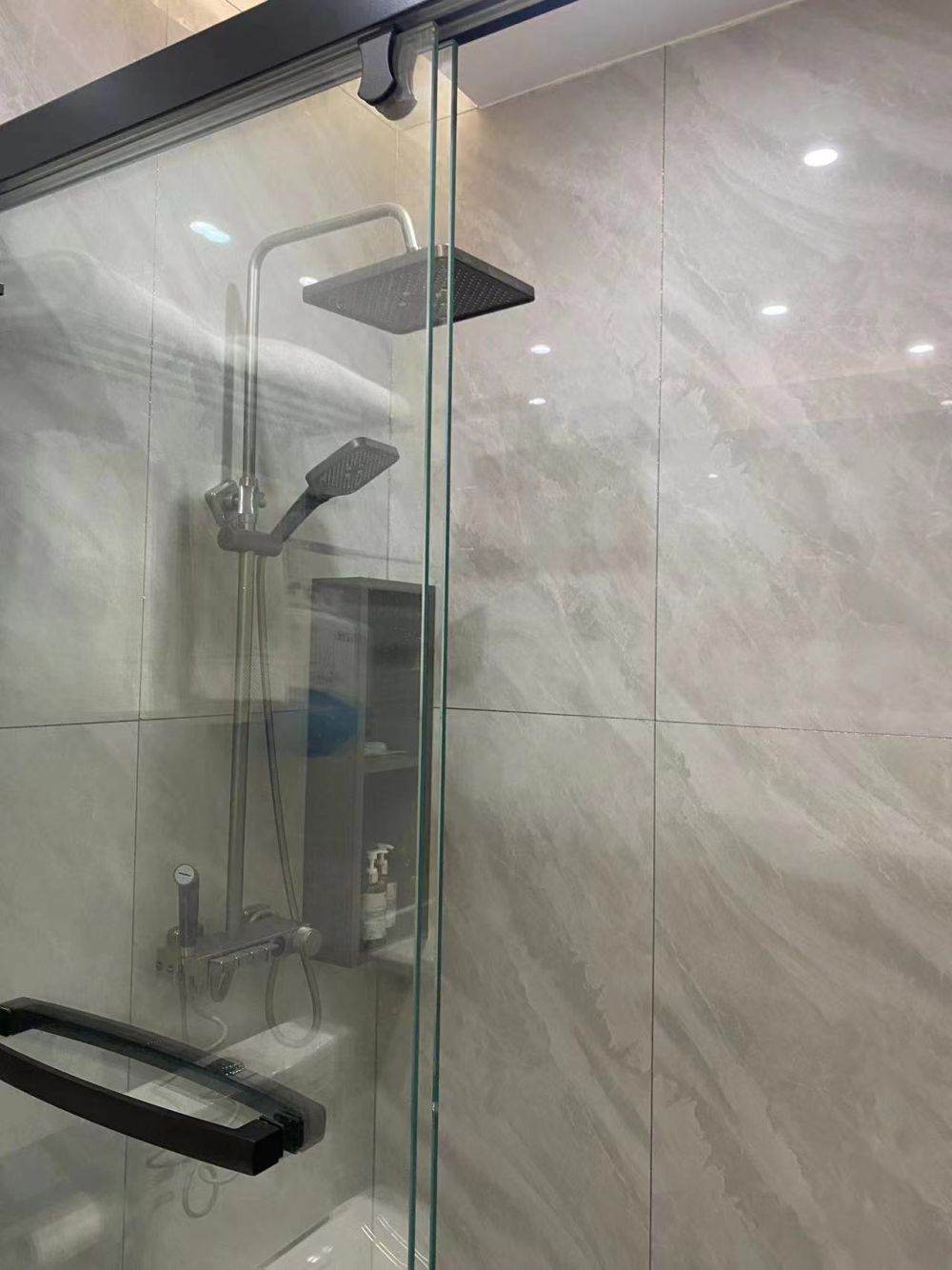 Housing image — Bathroom