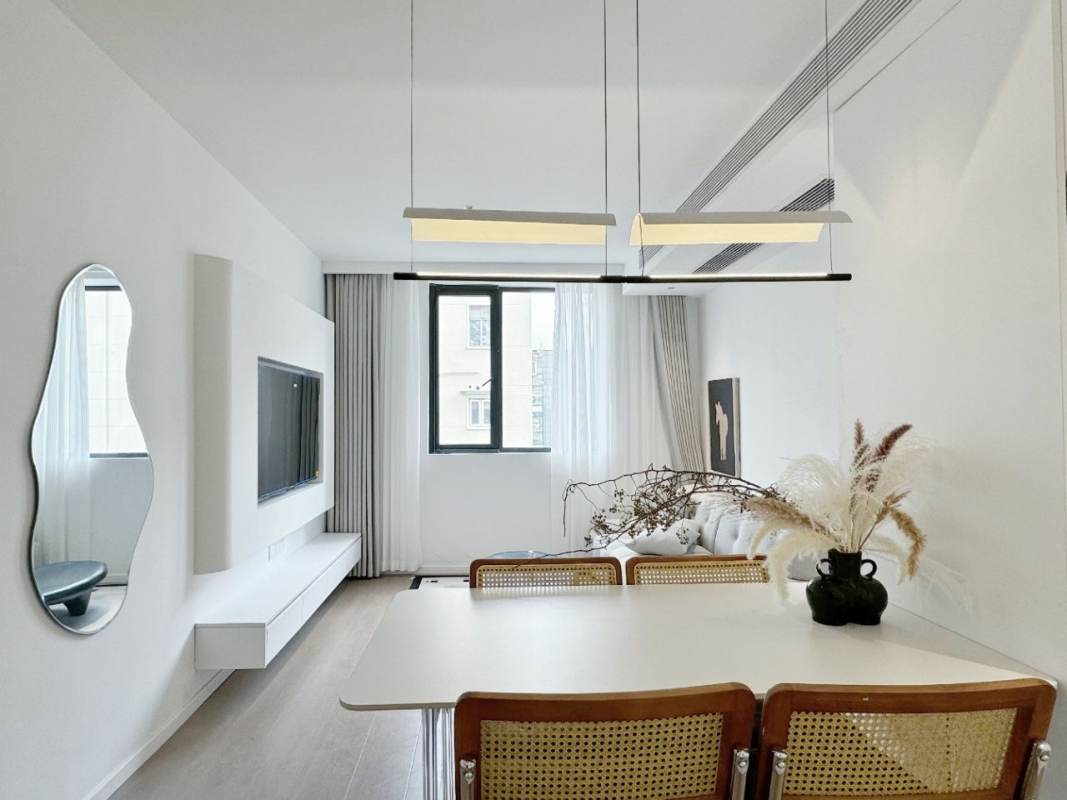 Housing image — Living Room