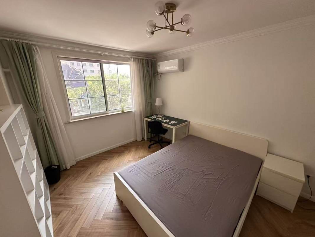 Housing image — Bedroom