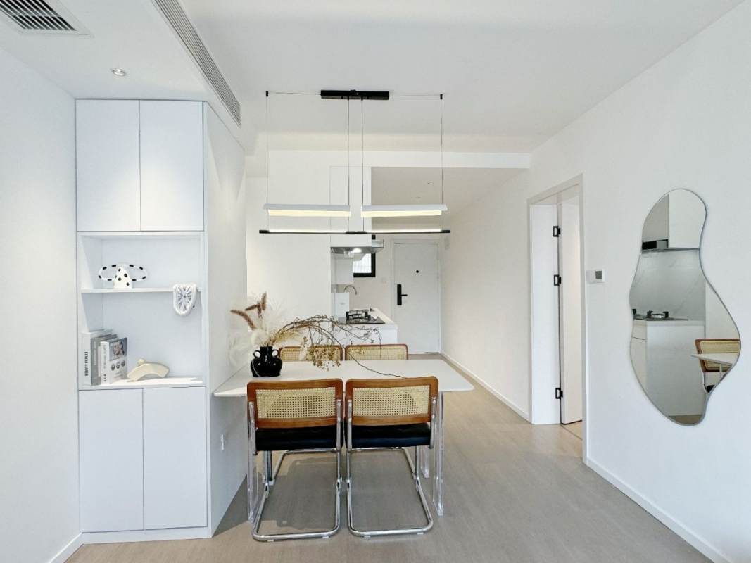 Housing image — Living Room