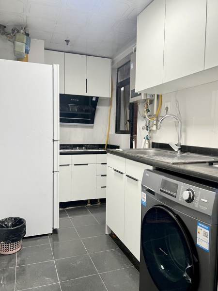 Housing image — Kitchen