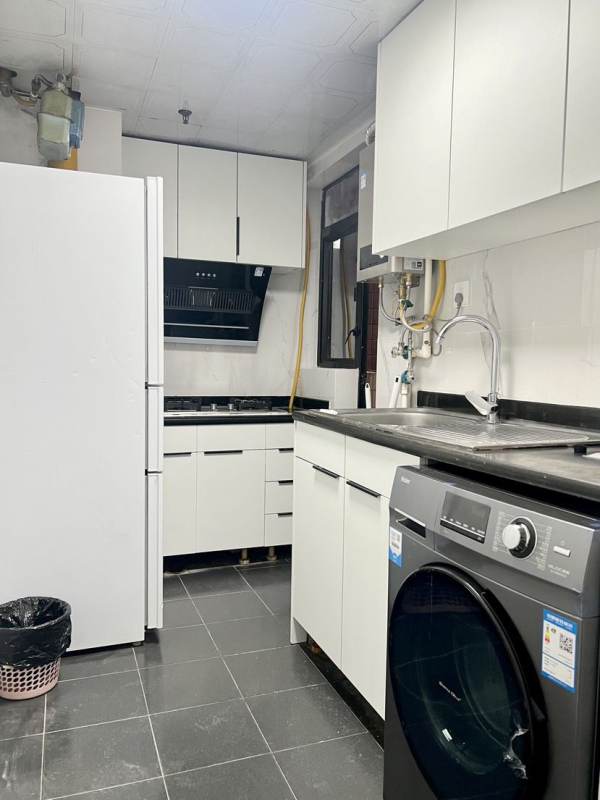Housing image — Kitchen