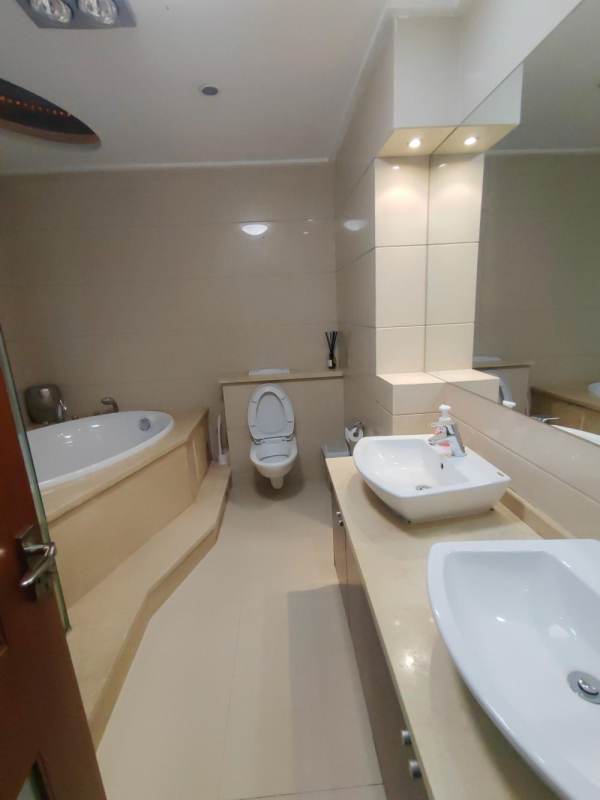 Housing image — Bathroom