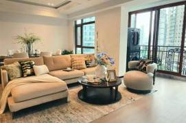 Spacious 3BR Apartment in Jing'an with Terrace
