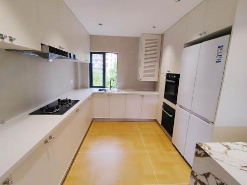Housing image — Kitchen