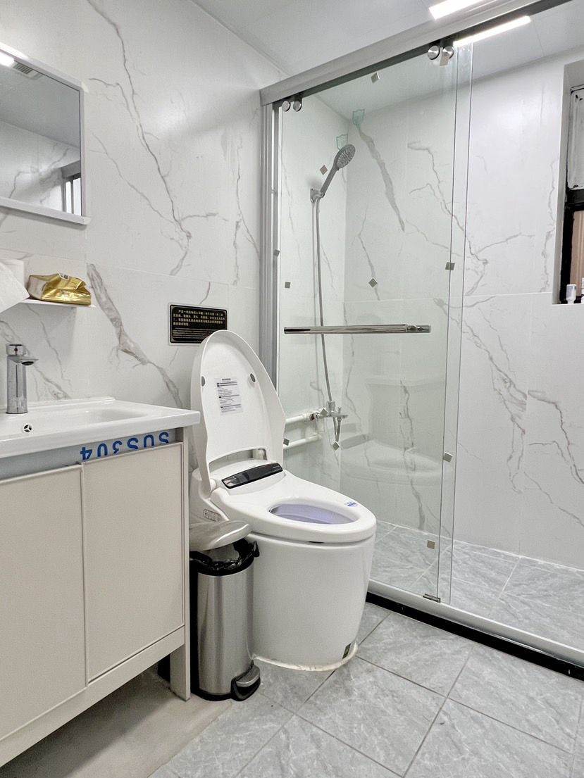 Housing image — Bathroom