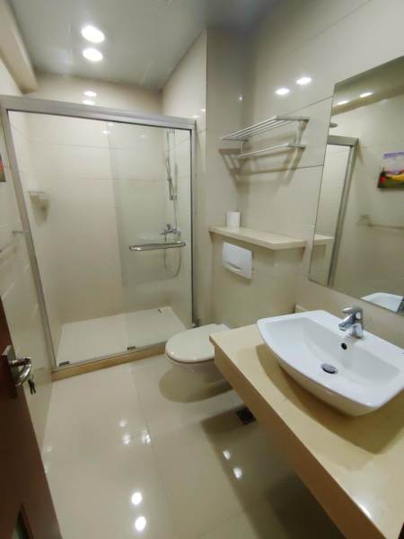 Housing image — Bathroom