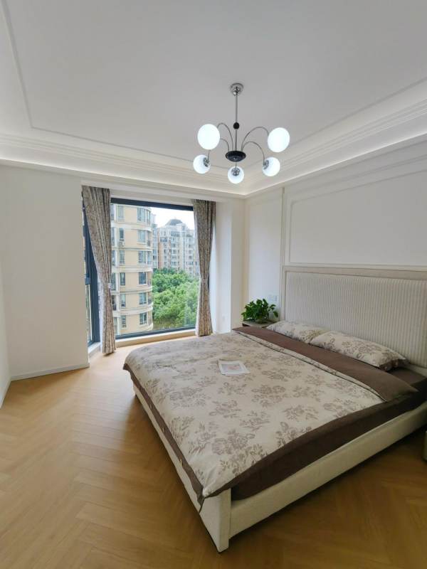 Housing image — Bedroom