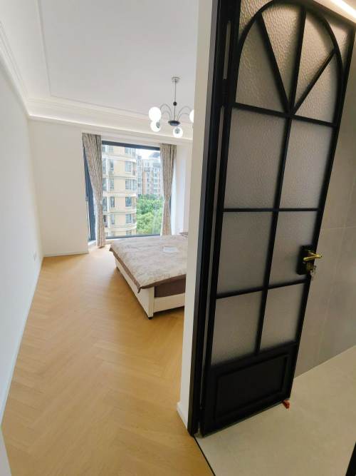 Housing image — Bedroom