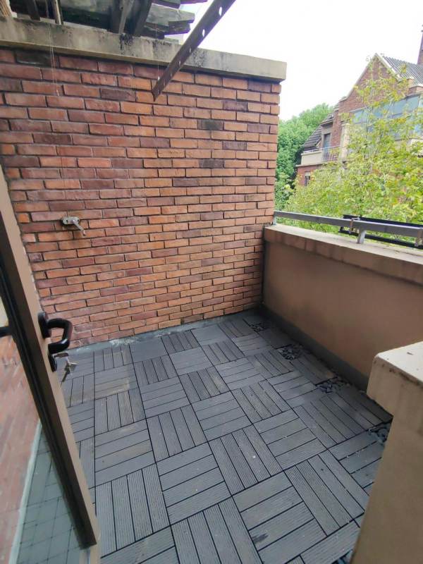 Housing image — Balcony
