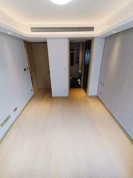 Housing image — Bedroom