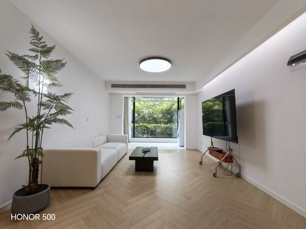 Housing image — Living Room