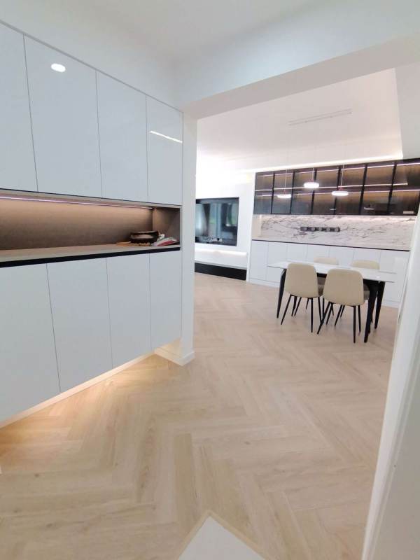 Housing image — Dining Area