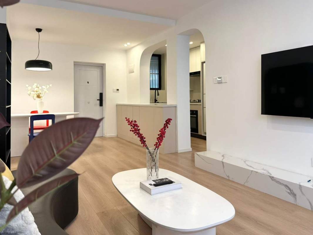 Housing image — Living Room