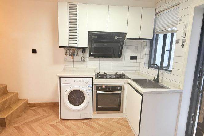 2BR Apartment near French Chamber Of Commerce Shanghai