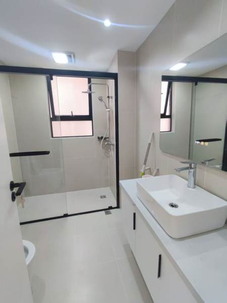 Housing image — Bathroom