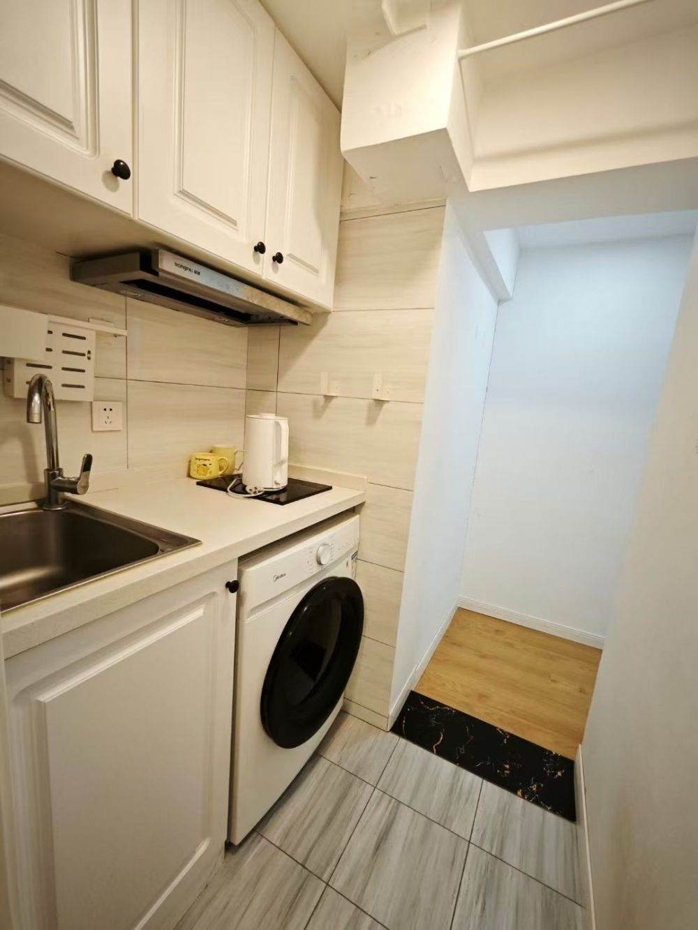 Housing image — Kitchen