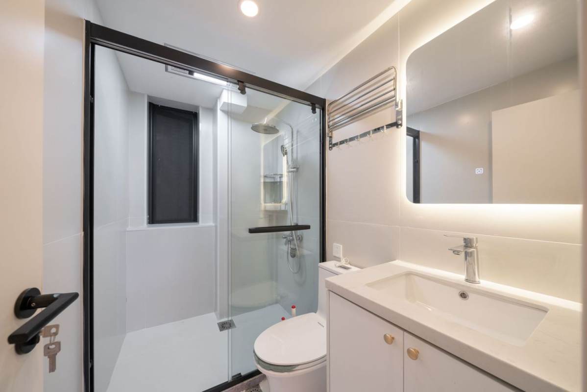 Housing image — Bathroom
