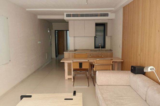 1BR Apartment in Jing'an with Private Garden (L2/L12/L13)